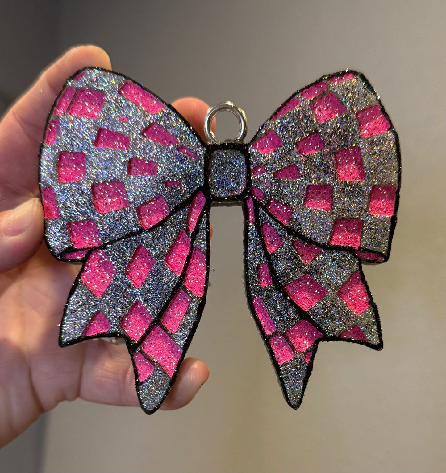 Checkered Bow.