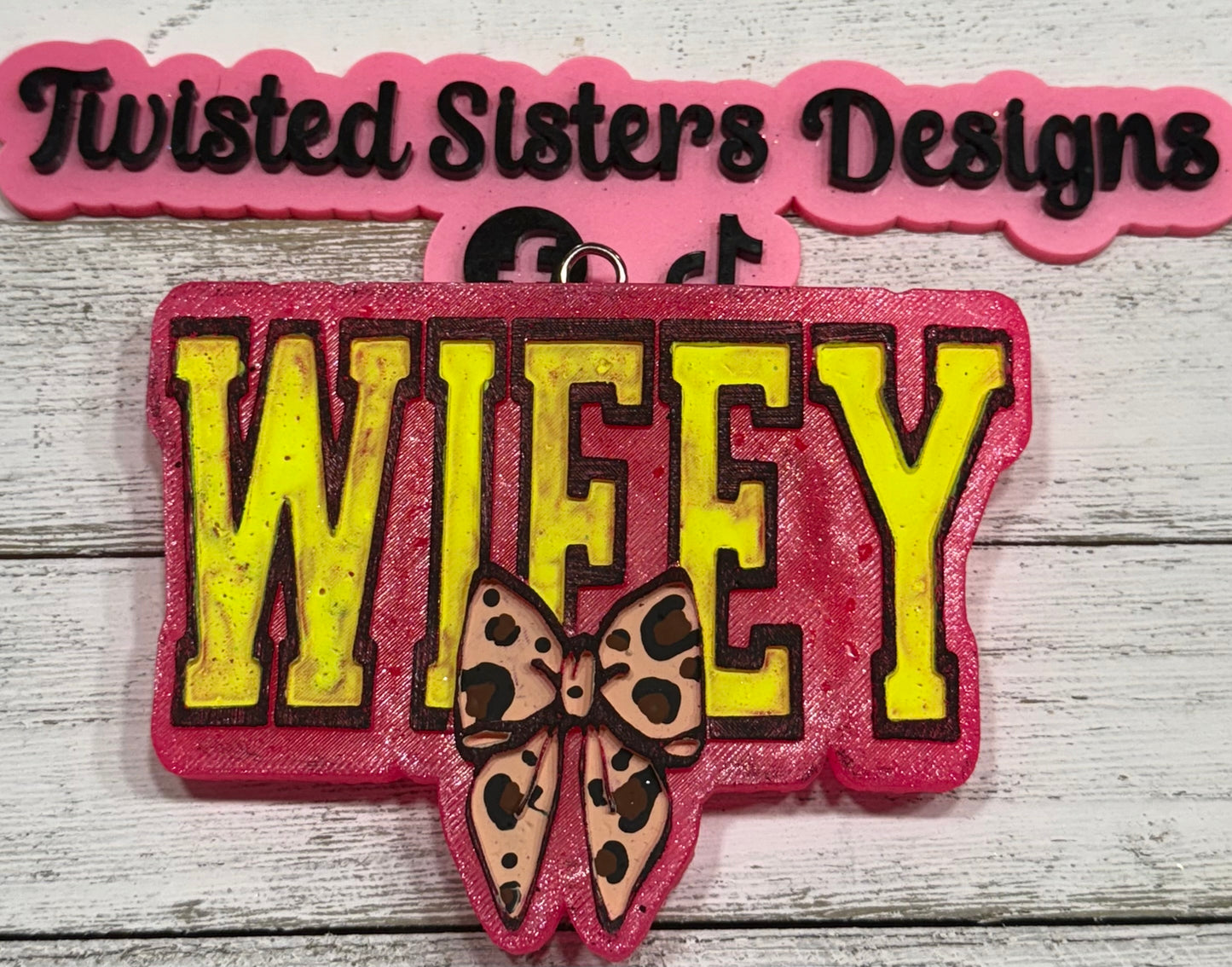 Wifey W/ Bow.