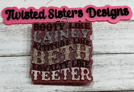 Lainey. Beth. Teeter.