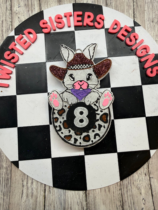 Bunny & 8 Ball.