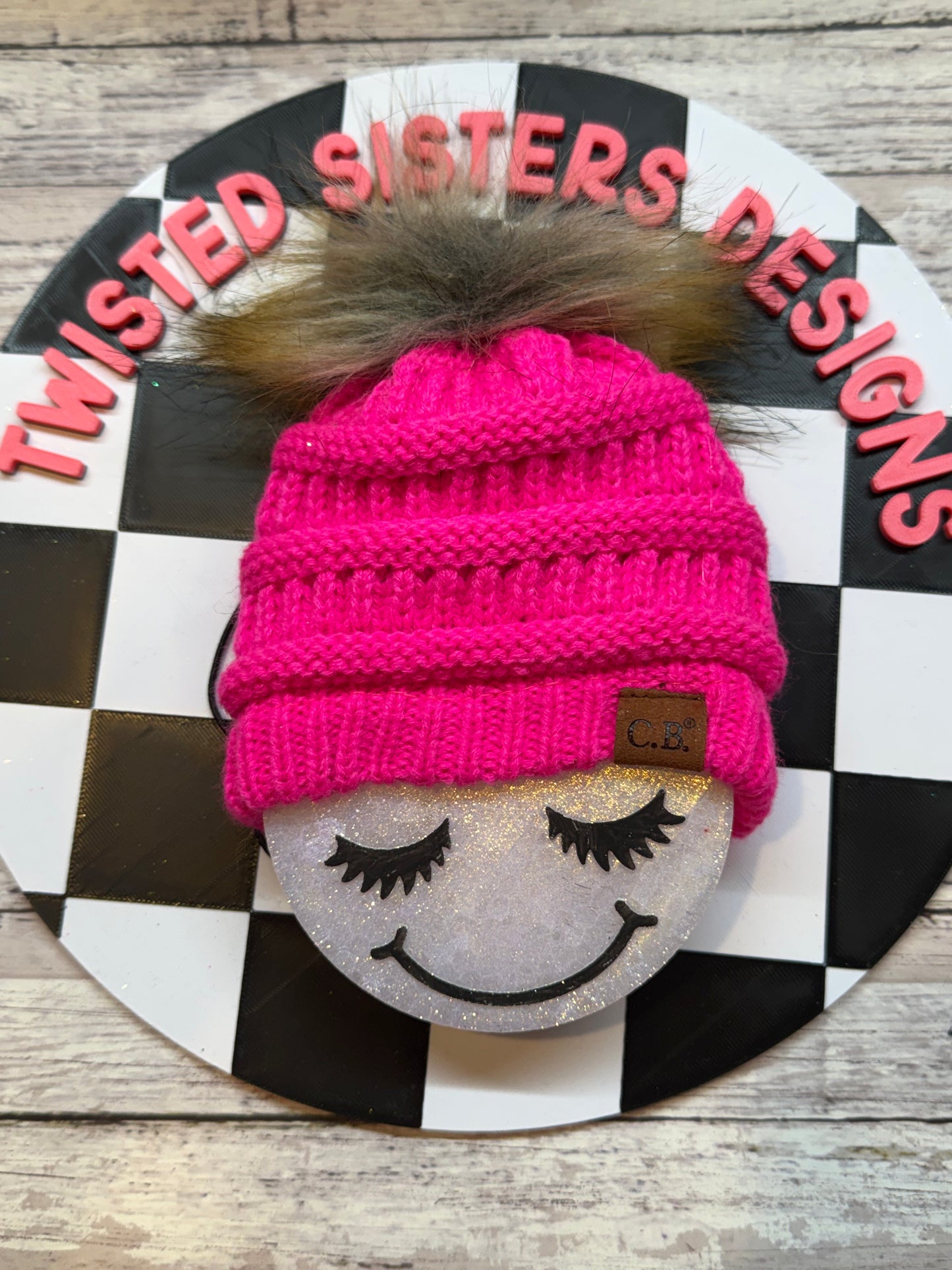Beanie Round.